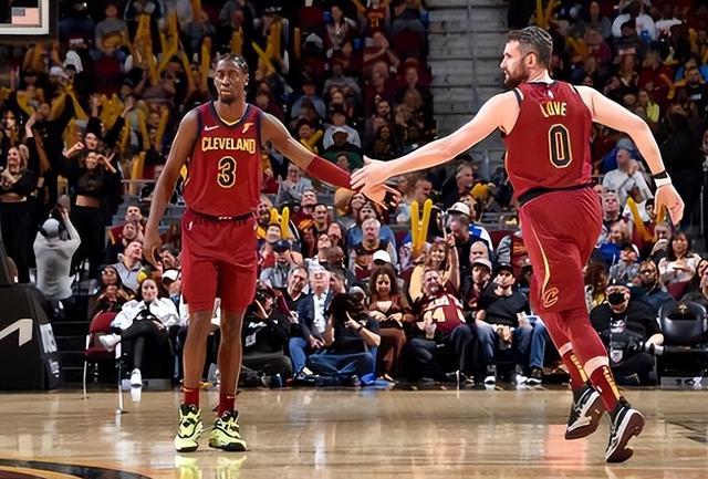 压制其吸血 压制其吸血